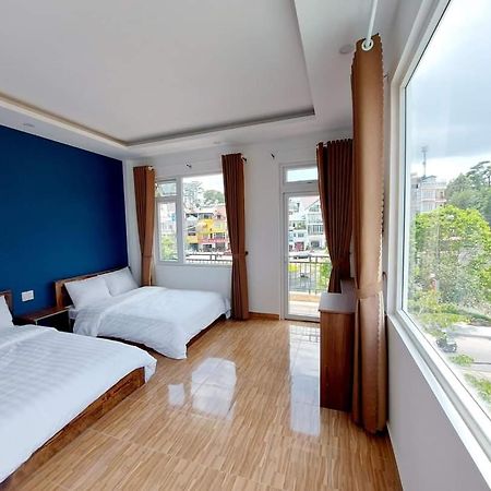Sen Viet Hotel Dalat Exterior photo